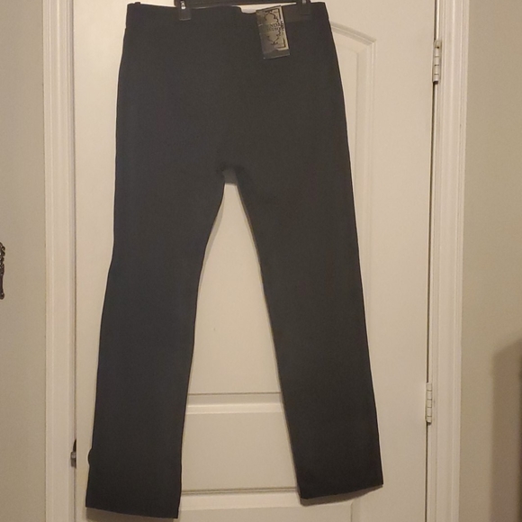 Black Jeans - Picture 5 of 5